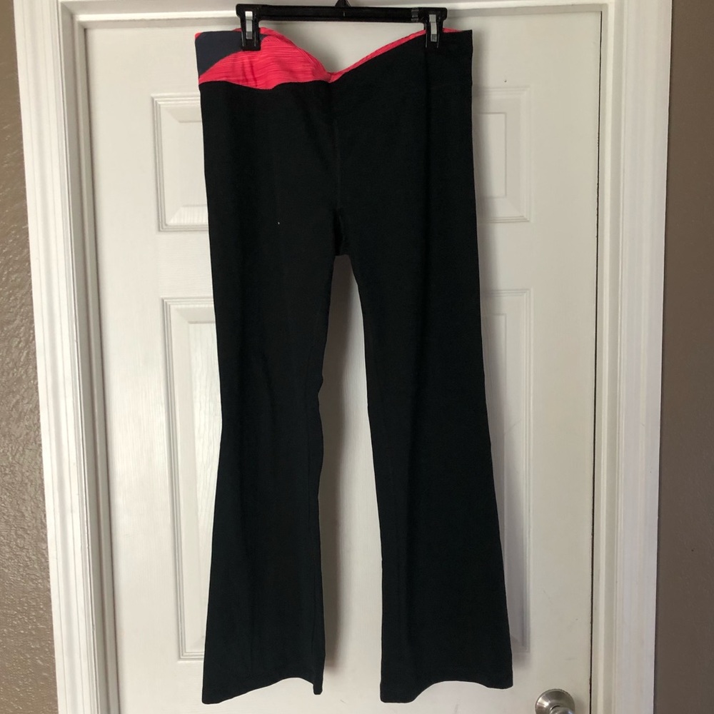 Under Armour fitted long pants